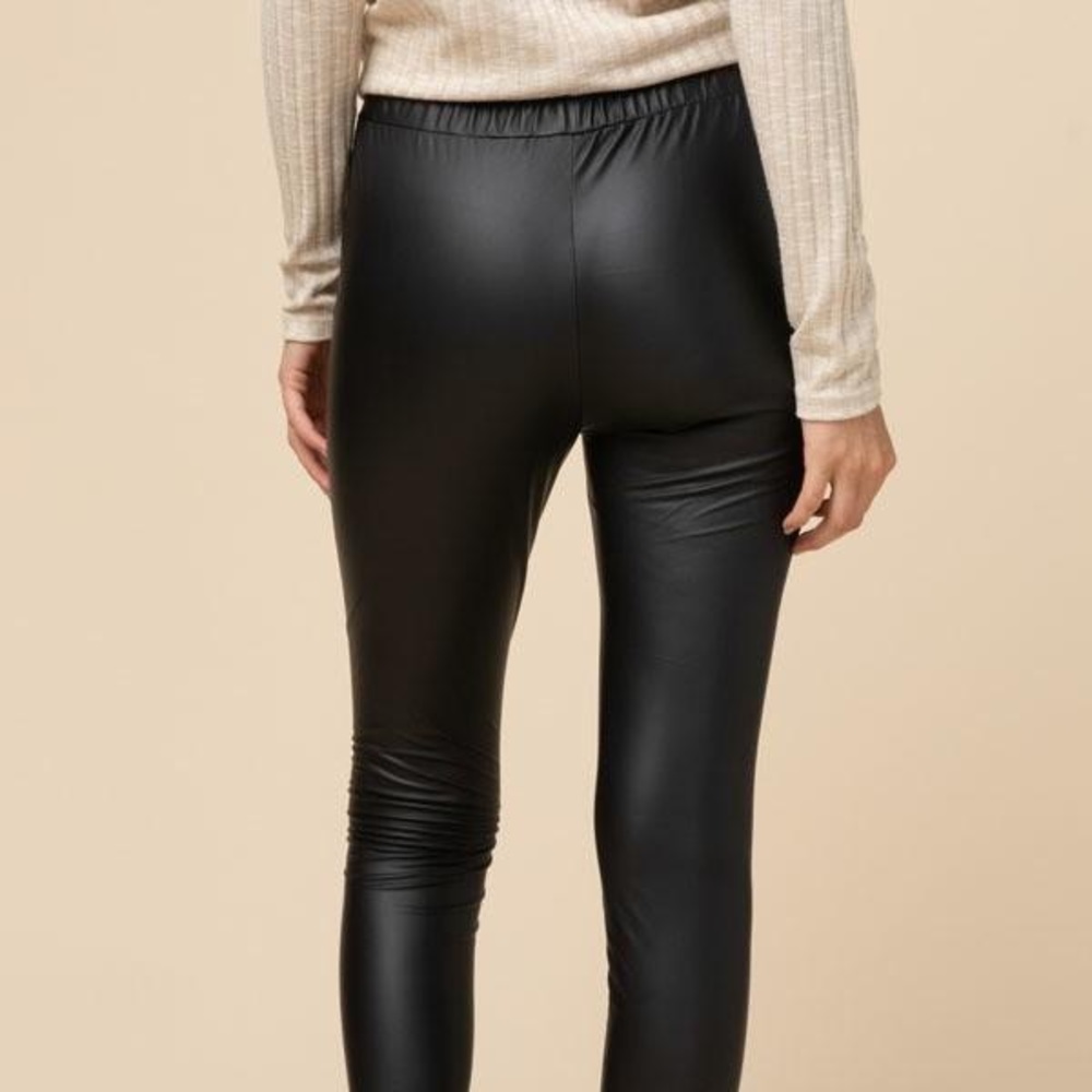 Faux Black Leather Leggings - Picture 3 of 6